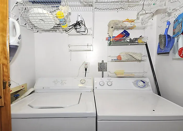 Golden Sands Apartment